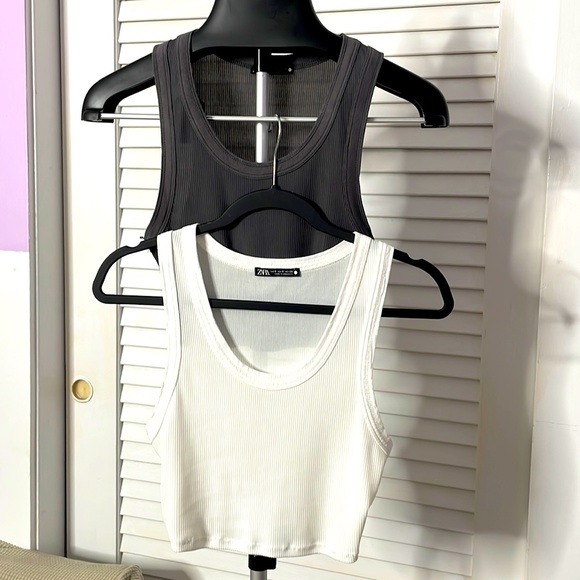 Zara Tops - Zara bundle Crop tops S (White&Stonegrey)